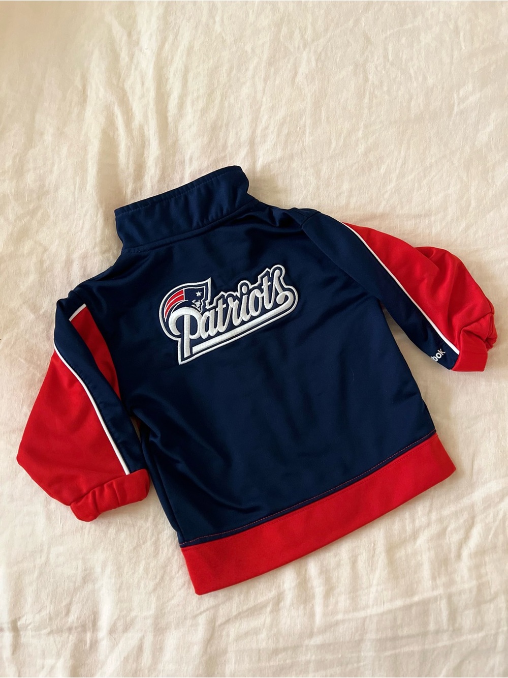 Reebok New England Patriots zippered embroidered Navy Red Baby Track Jacket 18M